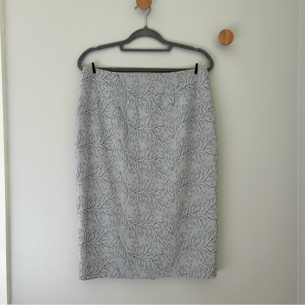 Embroidered Pencil Skirt, Vintage Nicole Miller. Size 12